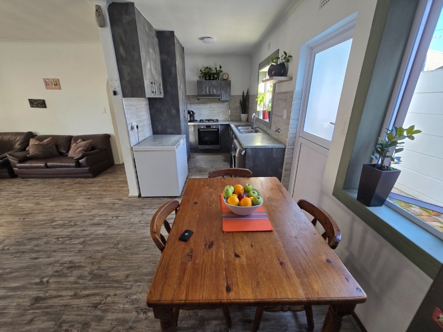 3 Bedroom Property for Sale in Kenwyn Western Cape